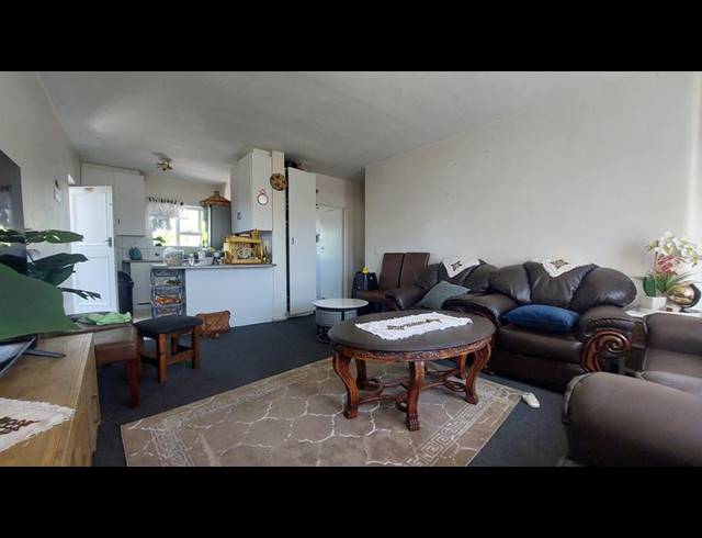 2 BEDROOM APARTMENT FOR SALE IN OAKGLEN